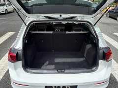 Volkswagen Golf 2021 200TSI DSG - ფოტო 8
