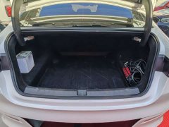 BYD Qin PLUS Glory Edition DM-i 55KM Leading - ფოტო 7