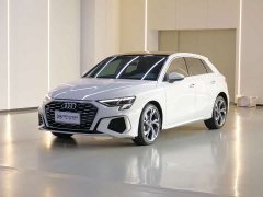 Audi A3 Sportback 35 TFSI Fashion Sport - ფოტო 1