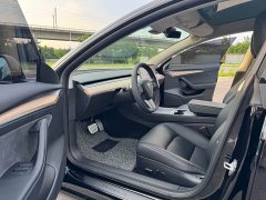 Tesla Model 3 Performance All-Wheel Drive - ფოტო 9