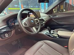 BMW 5 Series 530Li Premier M Sport Package - ფოტო 3
