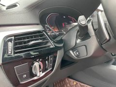 BMW 5 Series Facelift 530Li Premier M Sport Package - ფოტო 17