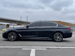 BMW 5 Series Facelift 530Li Premier M Sport Package - ფოტო 8