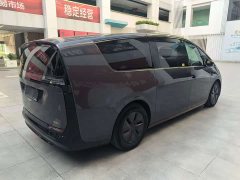 Li Auto Li Xiang MEGA Ultra - ფოტო 9