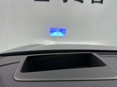 AITO M9 Extended Range Max 42kWh 6-Seater - ფოტო 10