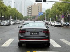 Volkswagen Sagitar 200TSI DSG Excellence Edition - ფოტო 16