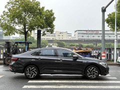 Volkswagen Sagitar 200TSI DSG Excellence Edition - ფოტო 4