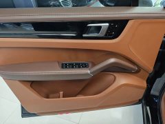Porsche Cayenne New Energy Cayenne E-Hybrid 2.0T - ფოტო 11