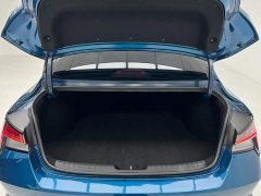 Hyundai Elantra 1.5L CVT Luxury - ფოტო 13