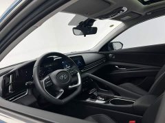 Hyundai Elantra 1.5L CVT Luxury - ფოტო 15