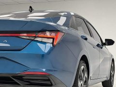 Hyundai Elantra 1.5L CVT Luxury - ფოტო 9