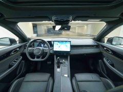 Lynk & Co Geely Lynk & Co 03 2023 1.5T DCT Pro - ფოტო 18
