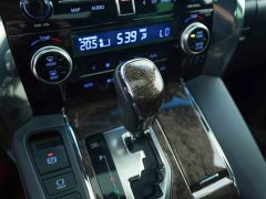 Toyota Alphard Hybrid 2.5L Premium Edition - ფოტო 9