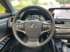 Lexus ES 2022 300h Premium Edition - ფოტო 10