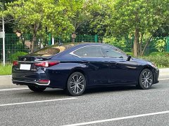 Lexus ES 2022 300h Premium Edition - ფოტო 16