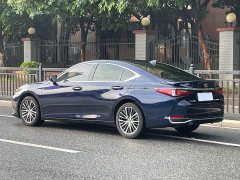 Lexus ES 2022 300h Premium Edition - ფოტო 3
