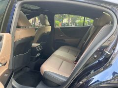 Lexus ES 2022 300h Premium Edition - ფოტო 5