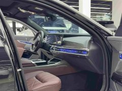 BMW i7 eDrive50L M Sport Luxury Package - ფოტო 9