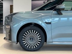 Zeekr Geely Zeekr 009 2024 Six-Seat Executive AWD 108kWh - ფოტო 4