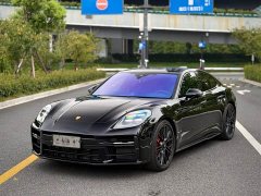 Porsche Panamera GTS 4.0T - ფოტო 1