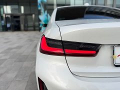BMW 3 Series 330Li M Sport Night Edition Package - ფოტო 9