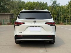 Toyota Sienna 2.5L Hybrid Premium Edition - ფოტო 18
