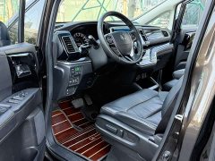 Honda Elysion 2.0L Hybrid Elite Edition - фото 8