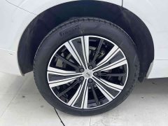 Volvo XC60 Plug-in Hybrid T8 Plug-in Hybrid AWD Smart Remote Luxury Edition - ფოტო 11