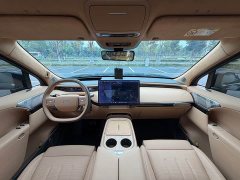 XPeng GX Extended Range 1585 AWD Ultra - ფოტო 11