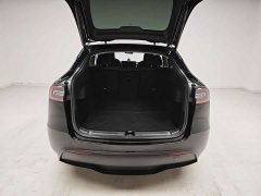 Tesla Model Y Rear-Wheel Drive - ფოტო 10
