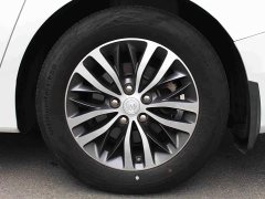 Buick GL8 ES Luxe Enjoyment Edition - ფოტო 13