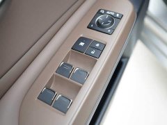 Lexus ES 200 Premium Edition - ფოტო 10