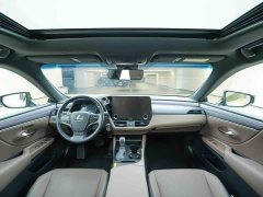 Lexus ES 200 Premium Edition - ფოტო 18
