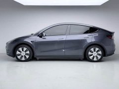 Tesla Model Y 2022 Facelift Rear-Wheel Drive - ფოტო 14