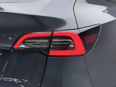 Tesla Model Y 2022 Facelift Rear-Wheel Drive - ფოტო 19