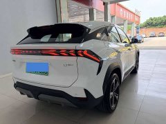 Geely Galaxy L7 EM-i 115km Explorer Edition - ფოტო 10