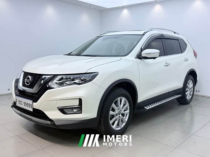 Nissan Qashqai Classic 2.0L FWD Smart Connect Premium Edition