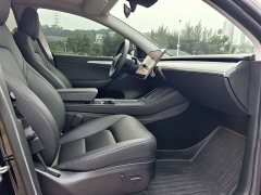 Tesla Model Y Rear-Wheel Drive - ფოტო 6
