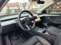 Tesla Model Y Rear-Wheel Drive - ფოტო 7