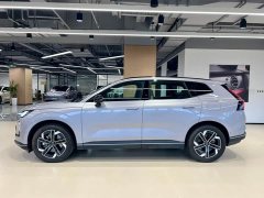 Volvo XC70 Plug-in Hybrid 2026 Two-Wheel Drive Long Range Core - ფოტო 3