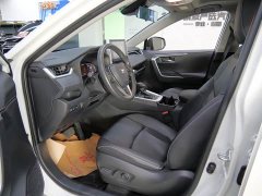 Toyota RAV4 2020 2.0L CVT FWD Fashion Edition - ფოტო 8