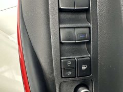 Toyota Corolla Hybrid 1.8H E-CVT Sport - ფოტო 10