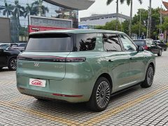 IM Motors Zhiji LS8 52 Max Luxury Six-Seater - ფოტო 8