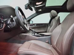 BMW 5 Series 525Li M Sport Package - ფოტო 7