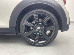 BMW MINI 2.0T COOPER S King's Cross Special Edition - ფოტო 14