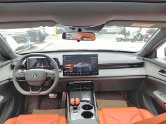 Changan UNI-V 2025 Third Generation 2.0T Dynamic Engine Edition - ფოტო 5