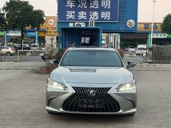 Lexus ES 2022 300h Excellence Edition - ფოტო 2