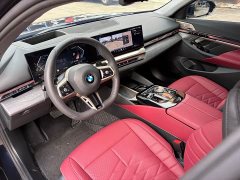 BMW 5 Series 530Li Luxury M Sport Package - ფოტო 10