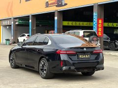 BMW 5 Series 530Li Luxury M Sport Package - ფოტო 20