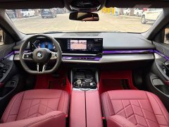 BMW 5 Series 525Li M Sport Package - ფოტო 8